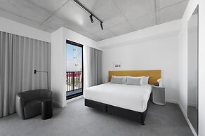 Nesuto Docklands Apartment Hotel