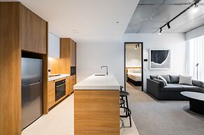 Nesuto Docklands Apartment Hotel