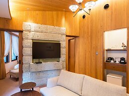 NIKKO-NISHIMACHICLUB A LA TOUTO