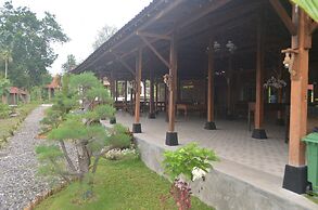 Omah Kloewoeng Resort Kaliurang