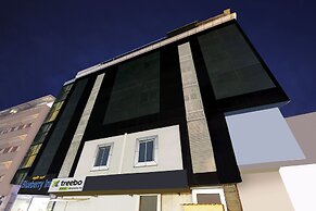 Treebo Blueberry Inn