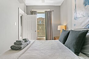 2BR Designer Apt in Festive Boystown