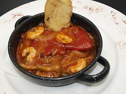 Hostal Restaurante Asador EL PAISANO