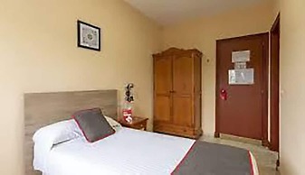 Hostal Restaurante Asador EL PAISANO