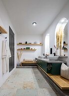 Sleeps 9 Outdoor Space PingPong Table