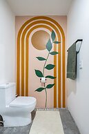 Sleeps 9 Outdoor Space PingPong Table