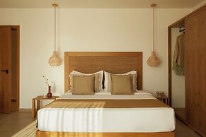 Absolute Kiotari Resort