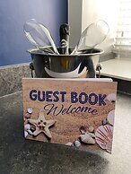 Foxy Cottage Near Westward Ho!