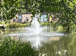 Rowan Boutique Lodge for Couples With a dog