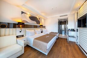 SERENITY QUEEN HOTEL