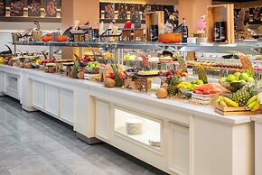 SERENITY QUEEN HOTEL