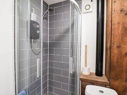 16 St. Sepulchre Street