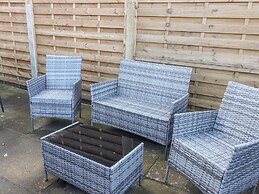 16 St. Sepulchre Street