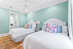 South Of 30a Close To The Beach + Watercolor Beach Club Evergreen Drea