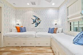 South Of 30a Close To The Beach + Watercolor Beach Club Evergreen Drea