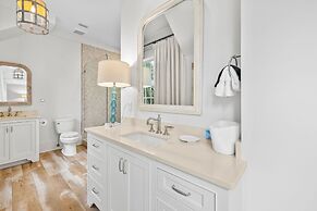 South Of 30a Close To The Beach + Watercolor Beach Club Evergreen Drea