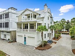 South Of 30a Close To The Beach + Watercolor Beach Club Evergreen Drea