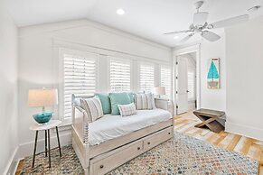 South Of 30a Close To The Beach + Watercolor Beach Club Evergreen Drea