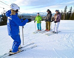 Silver Mill 8260-2br-walk To Slopes! Kids Ski Free! 2 Bedroom Condo by