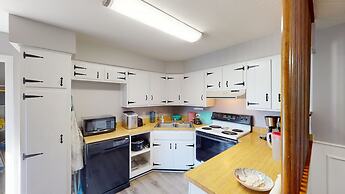 Turtle's Nest Duplex 3 Bedroom Duplex