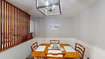 Turtle's Nest Duplex 3 Bedroom Duplex