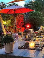 feels Beach Club Hotel