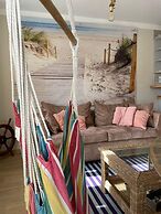 feels Beach Club Hotel