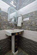 Cheog Chamber by Dumnu Homes