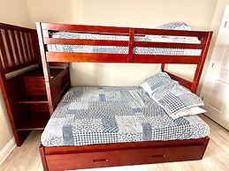 Salty Dog 5 Bedroom Home by RedAwning