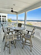 Salty Dog 5 Bedroom Home by RedAwning