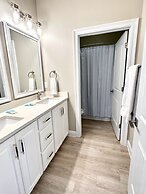 Salty Dog 5 Bedroom Home by RedAwning