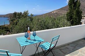 'paraside' Seaside Villa in Delfini Says Netflix