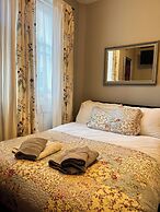 Relax Inn Guest House