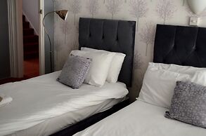 Relax Inn Guest House