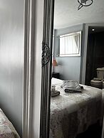 Relax Inn Guest House