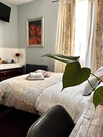 Relax Inn Guest House