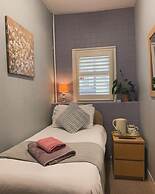 Relax Inn Guest House