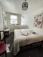 Relax Inn Guest House