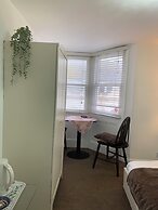 Relax Inn Guest House