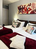 Relax Inn Guest House