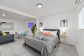 Fabulous Studio 15 min from The Beach