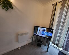 Captivating 2-bed Apartment in Southend-on-sea