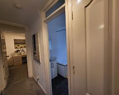 Captivating 2-bed Apartment in Southend-on-sea