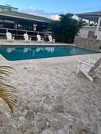 El Flamingo Beach Club