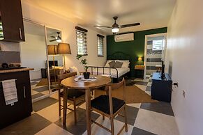 El Flamingo Beach Club