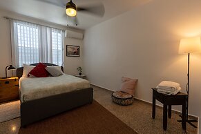 El Flamingo Beach Club