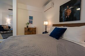 El Flamingo Beach Club