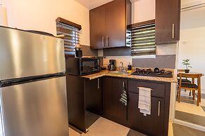 El Flamingo Beach Club