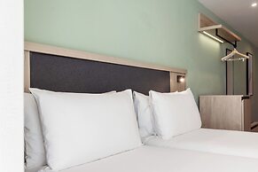 Hotel Levante St. Julian's, Affiliated by Meliá