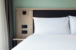 Hotel Levante St. Julian's, Affiliated by Meliá